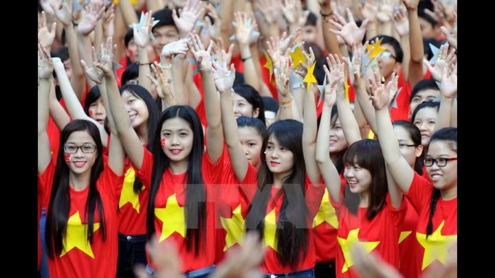 Chuyên gia Hotspot Matrix phân tích: Phương Oanh diện set đồ 50 và marketing video